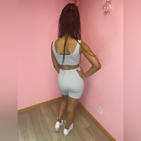 🪙 Platinum Activewear Shorts Set 🪙 - Picture 6 of 6